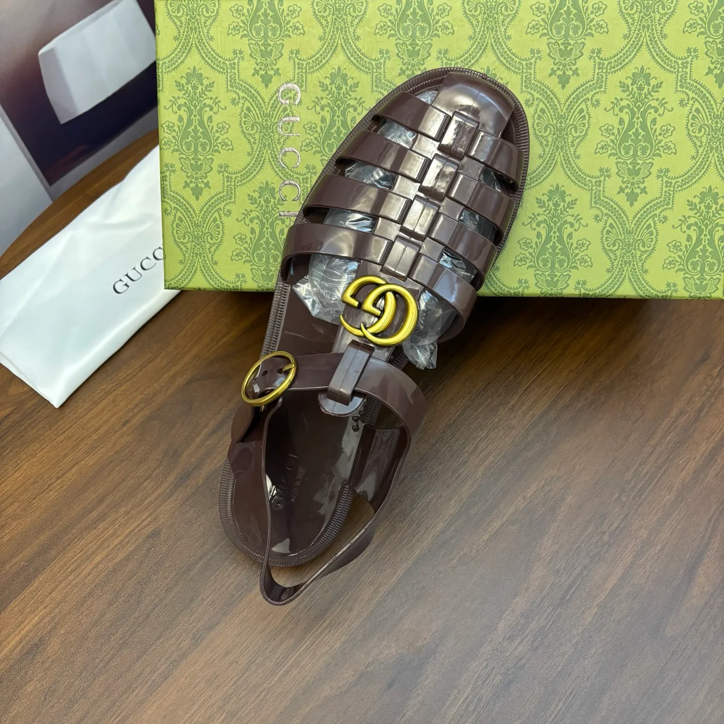 Men's shoes 260💰 [Gucci] Counter quality, top-quality original goods, real photos! Original TPU material, fine workmanship, comfortable; genuine 1:1 replica Size: 36 ~ 46 Half drag: 38 ~ 46